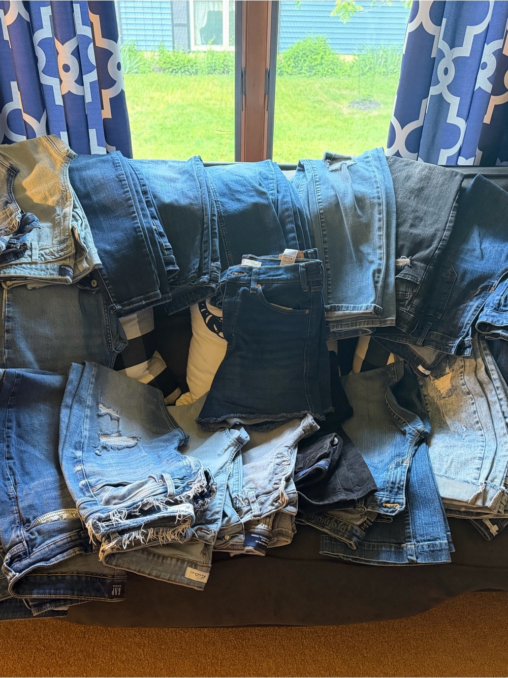 Lot of Mixed Denim Jeans - Blue Shades